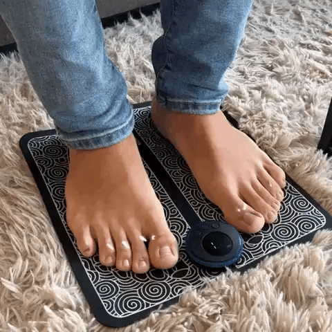 Oloraz EMS foot mat in use